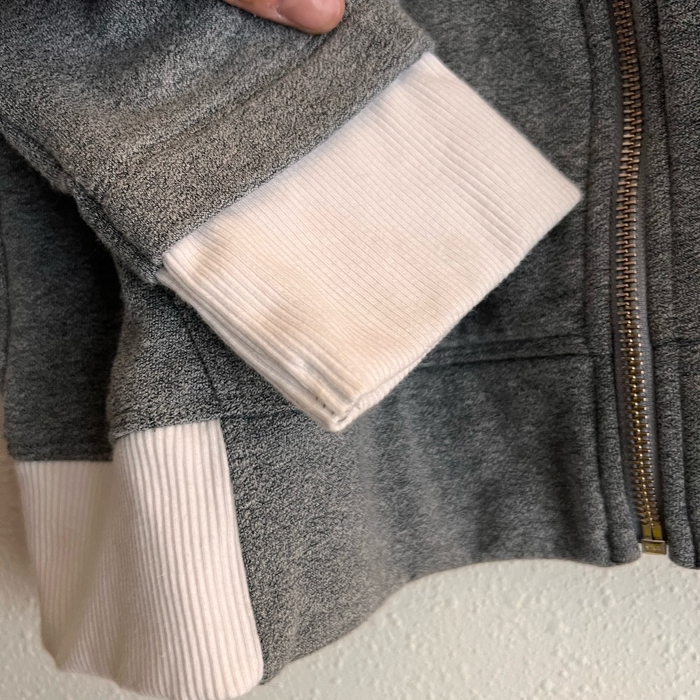 Under Armour Zip Up Sweatshirt - Picture 6 of 8